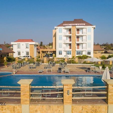 Regency Resort Singida Kültér fotó