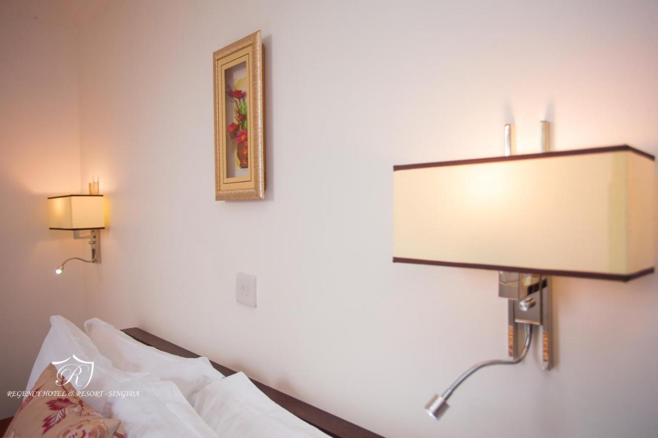 Regency Resort Singida Kültér fotó