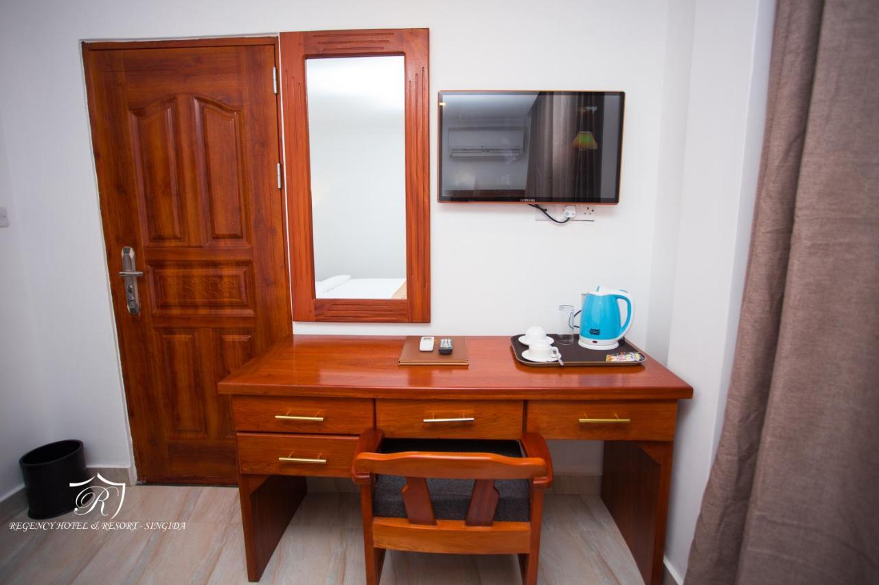 Regency Resort Singida Kültér fotó