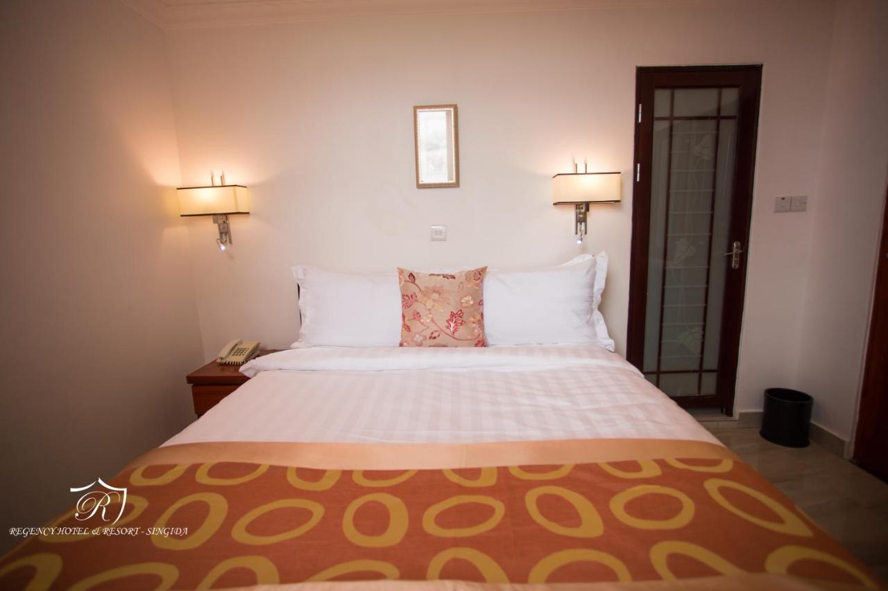 Regency Resort Singida Kültér fotó