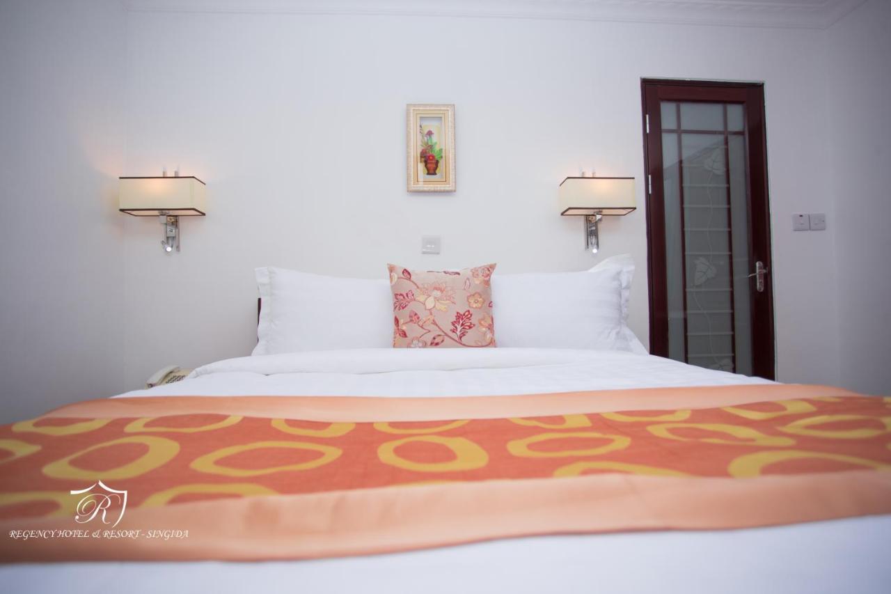 Regency Resort Singida Kültér fotó
