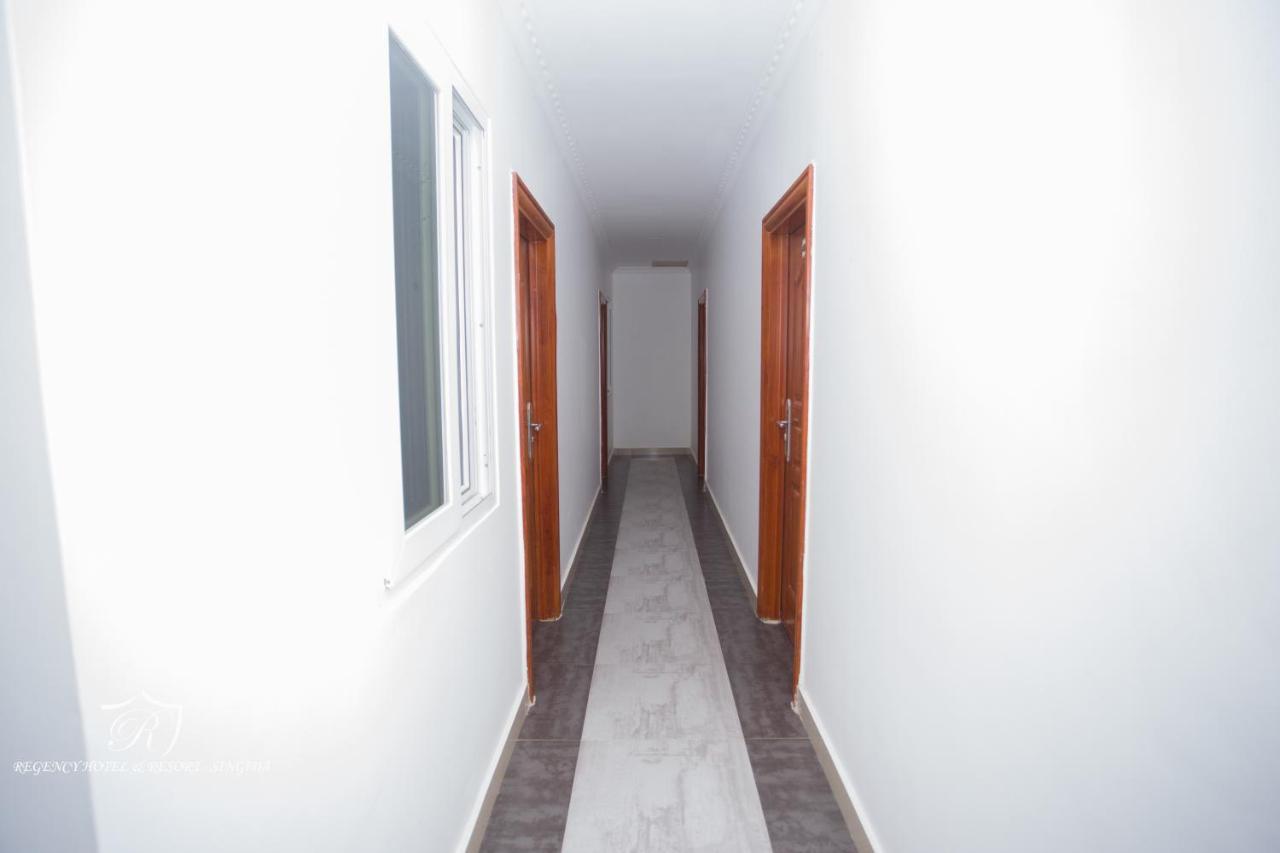 Regency Resort Singida Kültér fotó