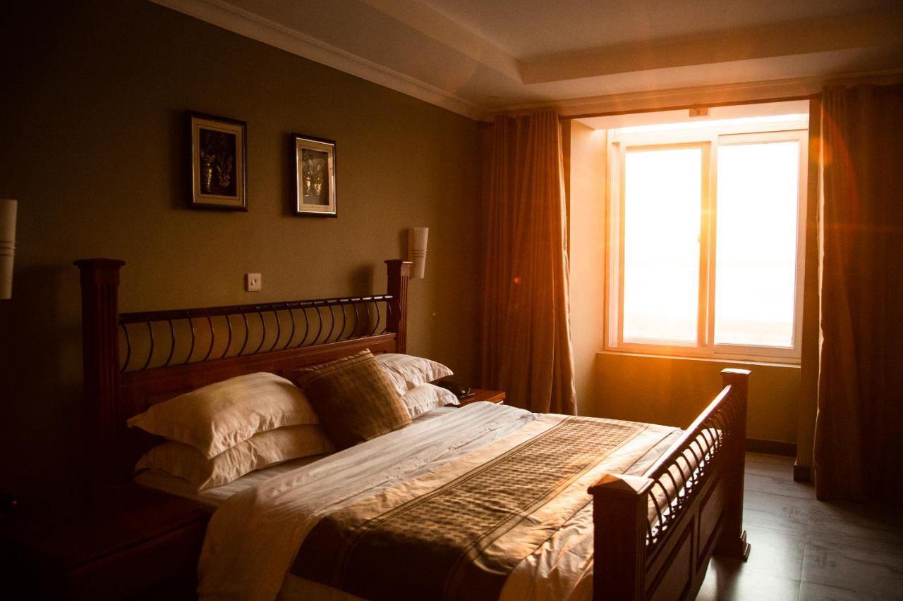 Regency Resort Singida Kültér fotó