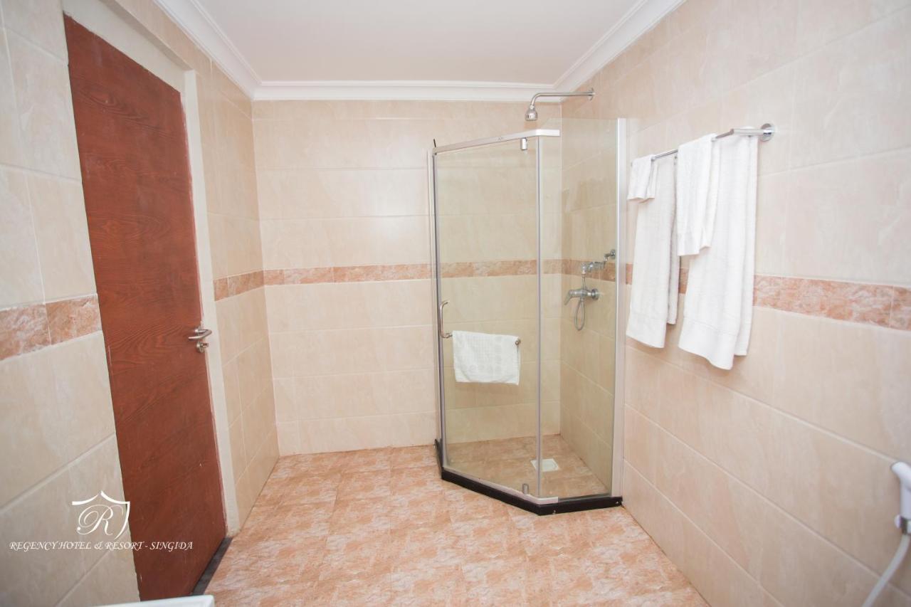 Regency Resort Singida Kültér fotó